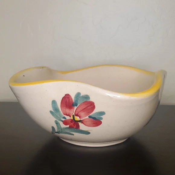 Vintage Finland Signed Floral Hand Painted Square Stoneware Bowl - Picture 1 of 6
